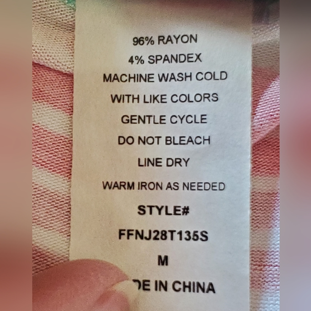 B Flawless Pocket Tee - Picture 7 of 8